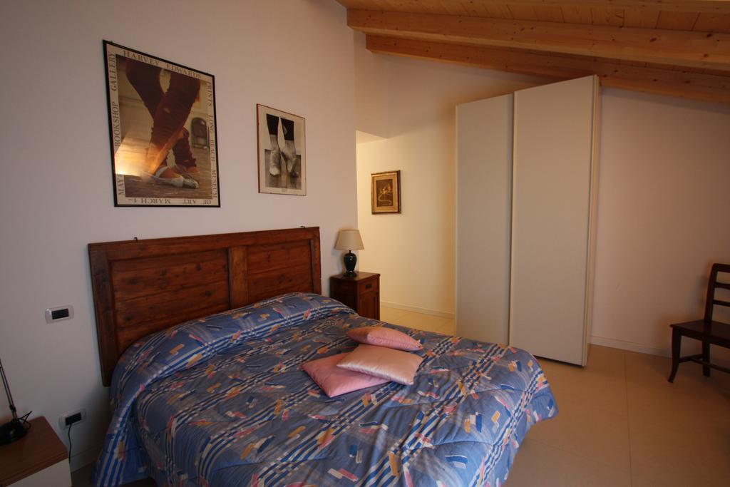 B&B Le Tre Chiavi Isera Buitenkant foto
