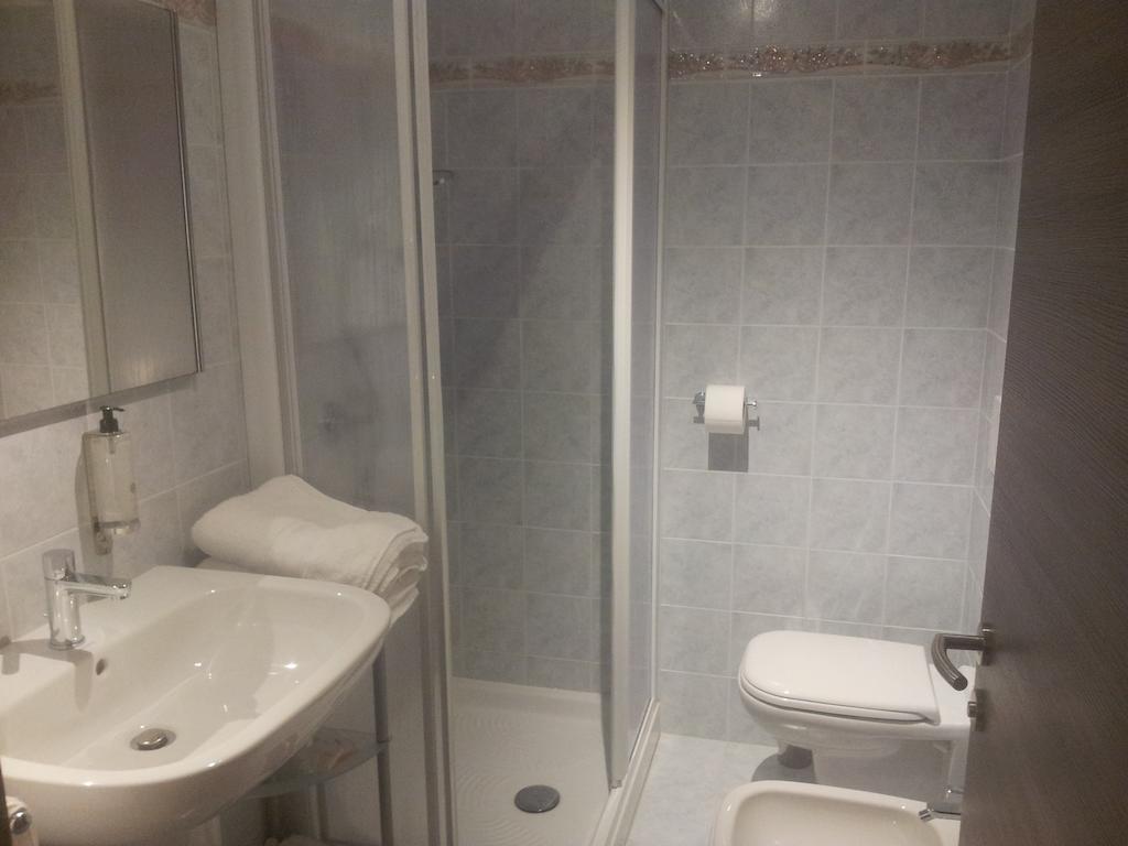 B&B Le Tre Chiavi Isera Buitenkant foto